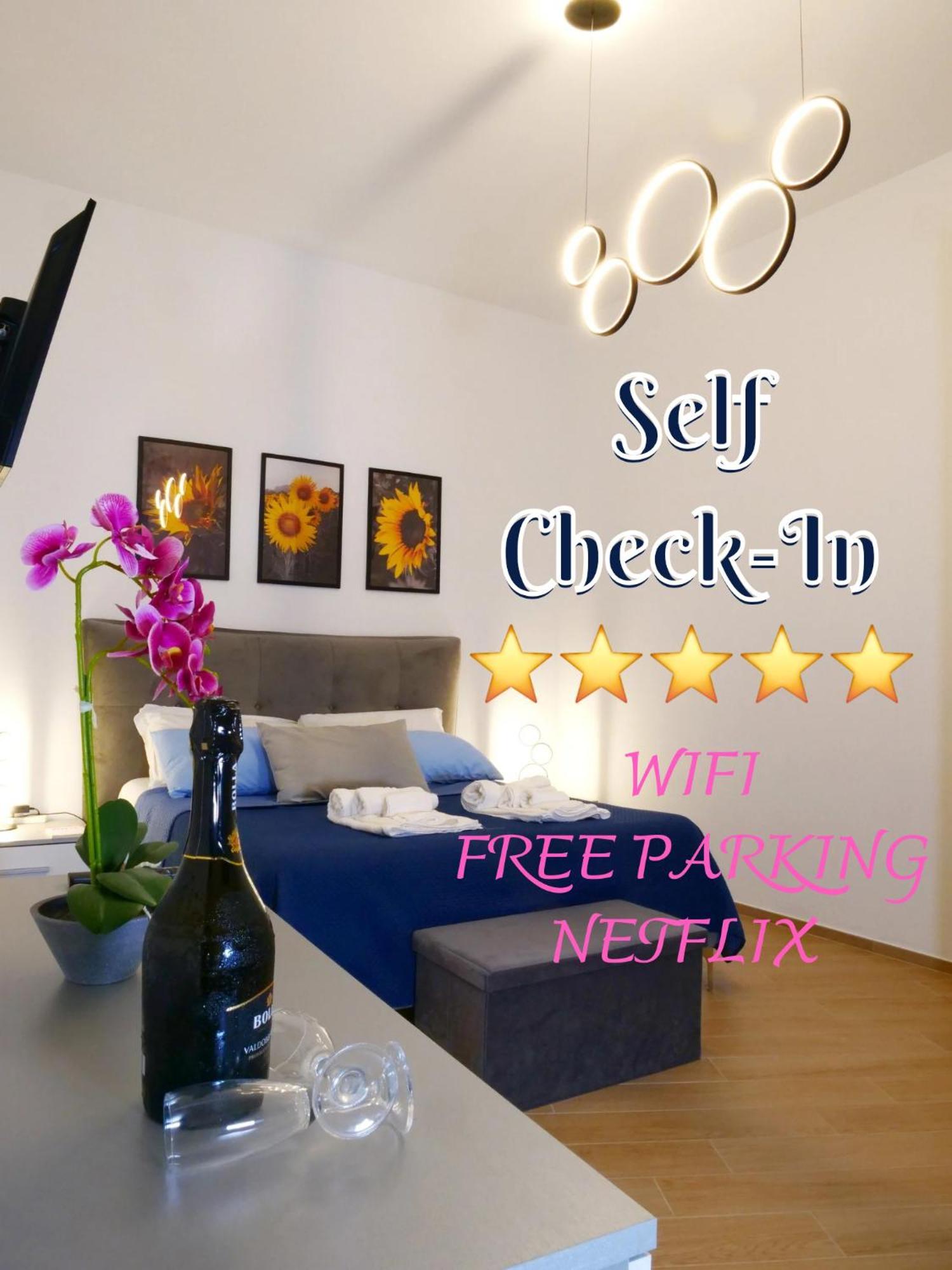 Porta Venosina Luxury House - Wifi E Netflix Gratis Lägenhet Melfi Exteriör bild